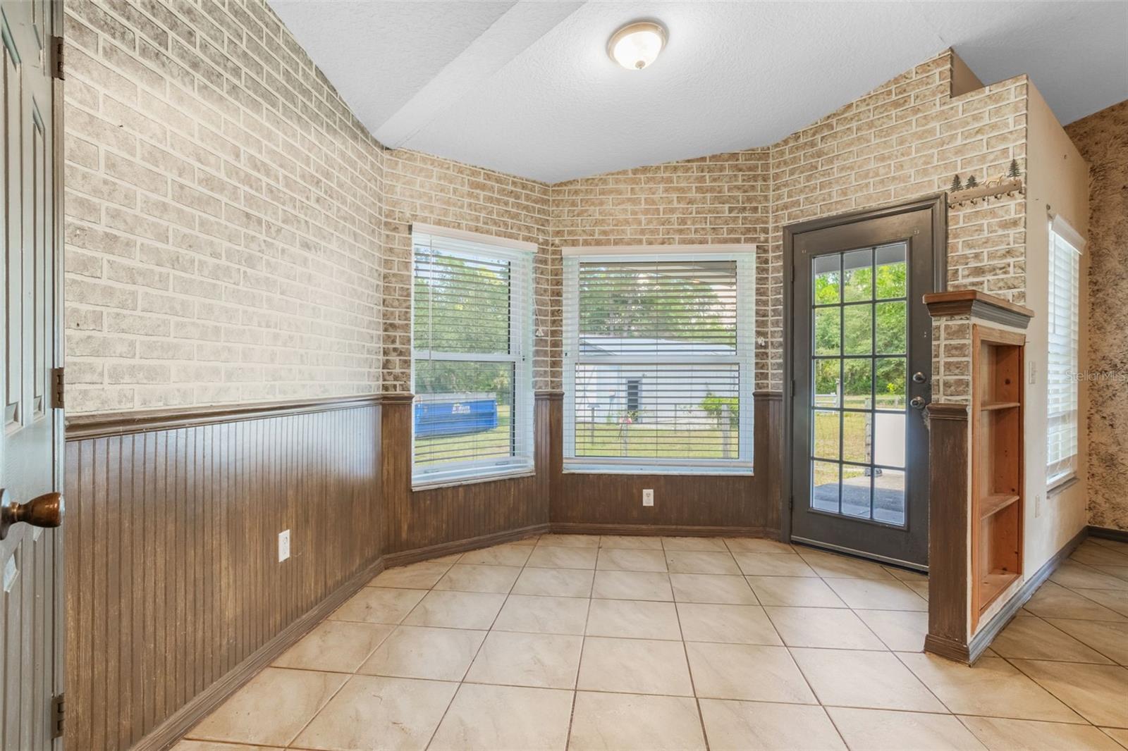 Image 7 of 24 For 44044 East Road
