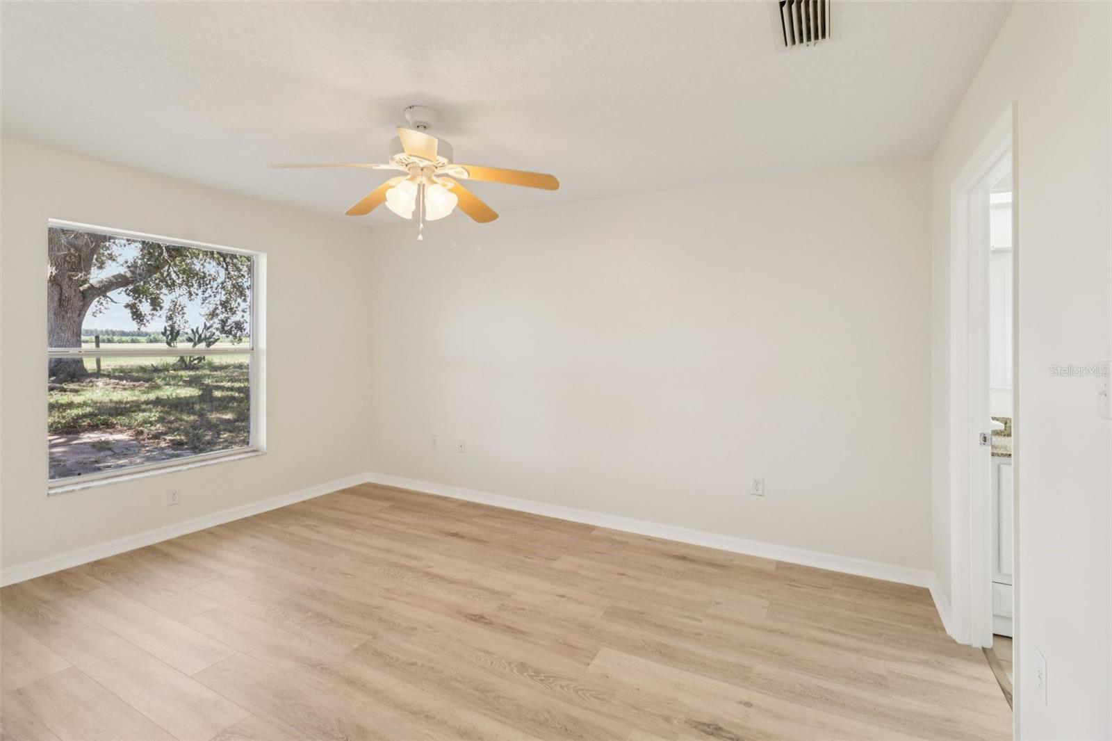 Image 18 of 38 For 37149 Sandy Lane