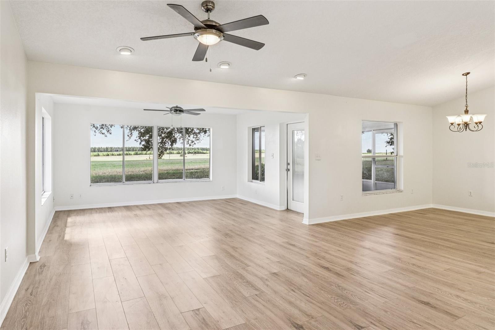 Image 5 of 38 For 37149 Sandy Lane