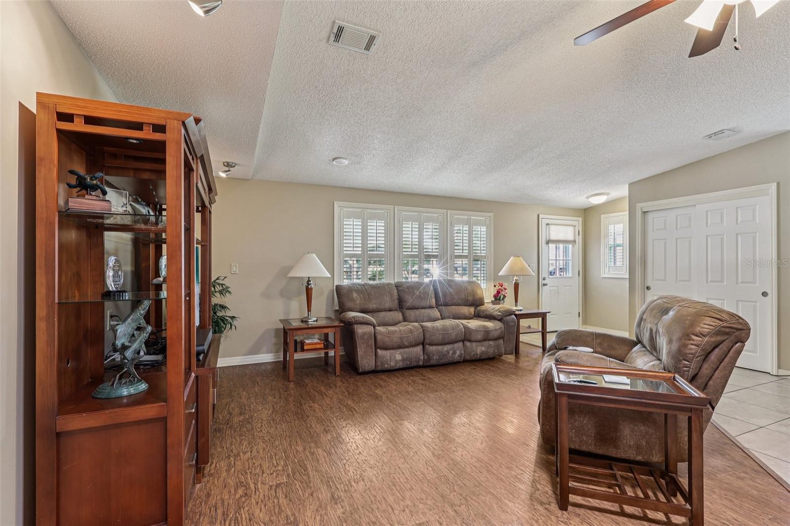 Image 9 of 39 For 1877 Schwartz Boulevard