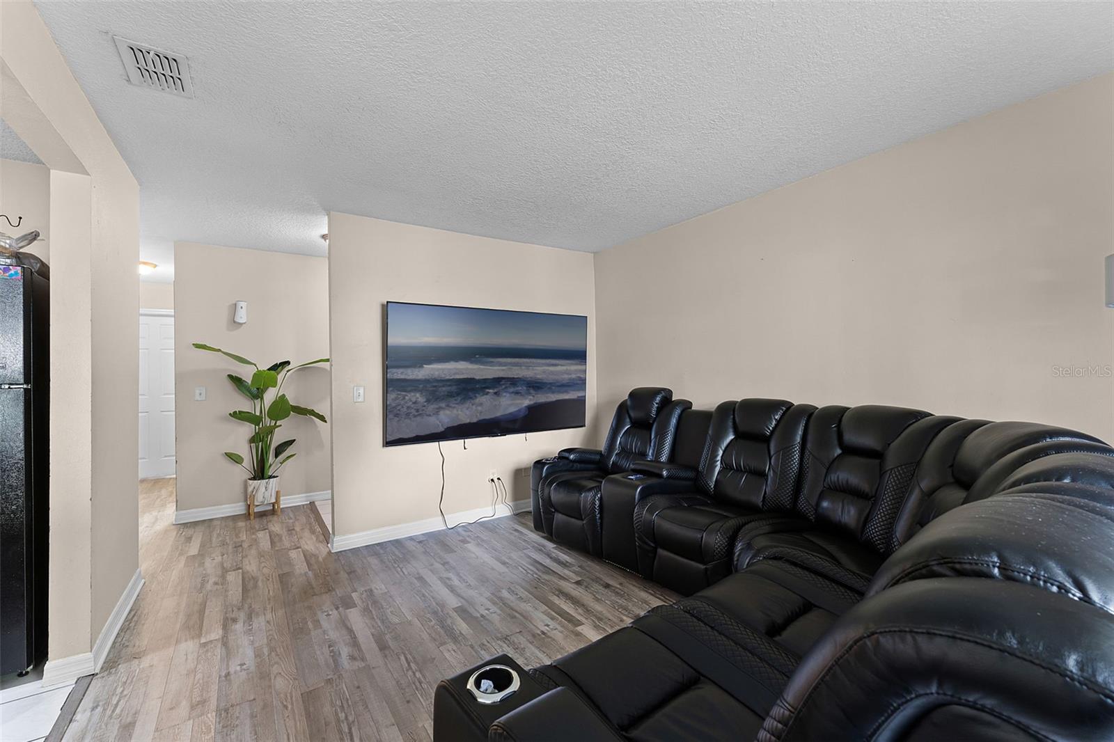 Image 30 of 46 For 2401 Barley Club Court 2