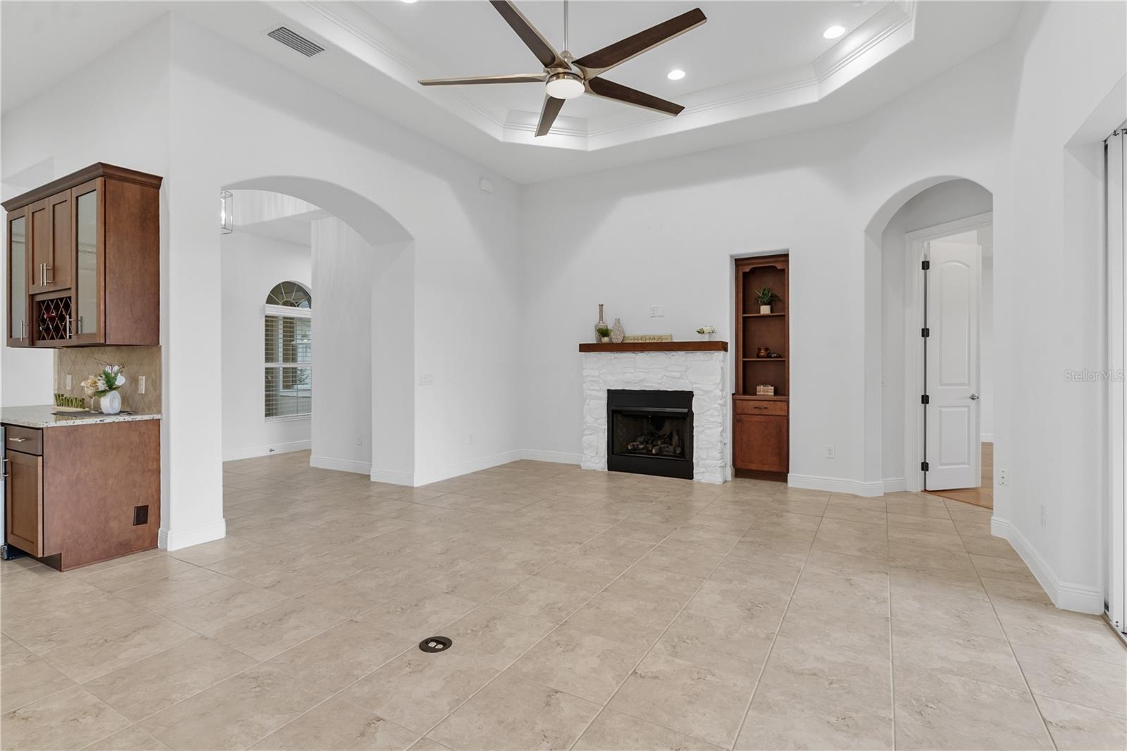 Image 10 of 54 For 5312 Meadow Hill Loop