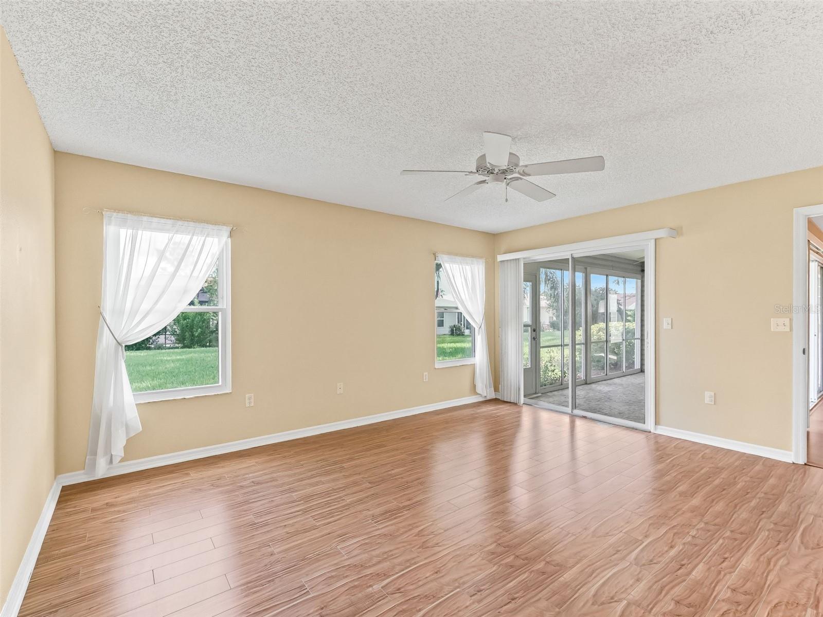 Image 16 of 30 For 721 Timbercrest Drive