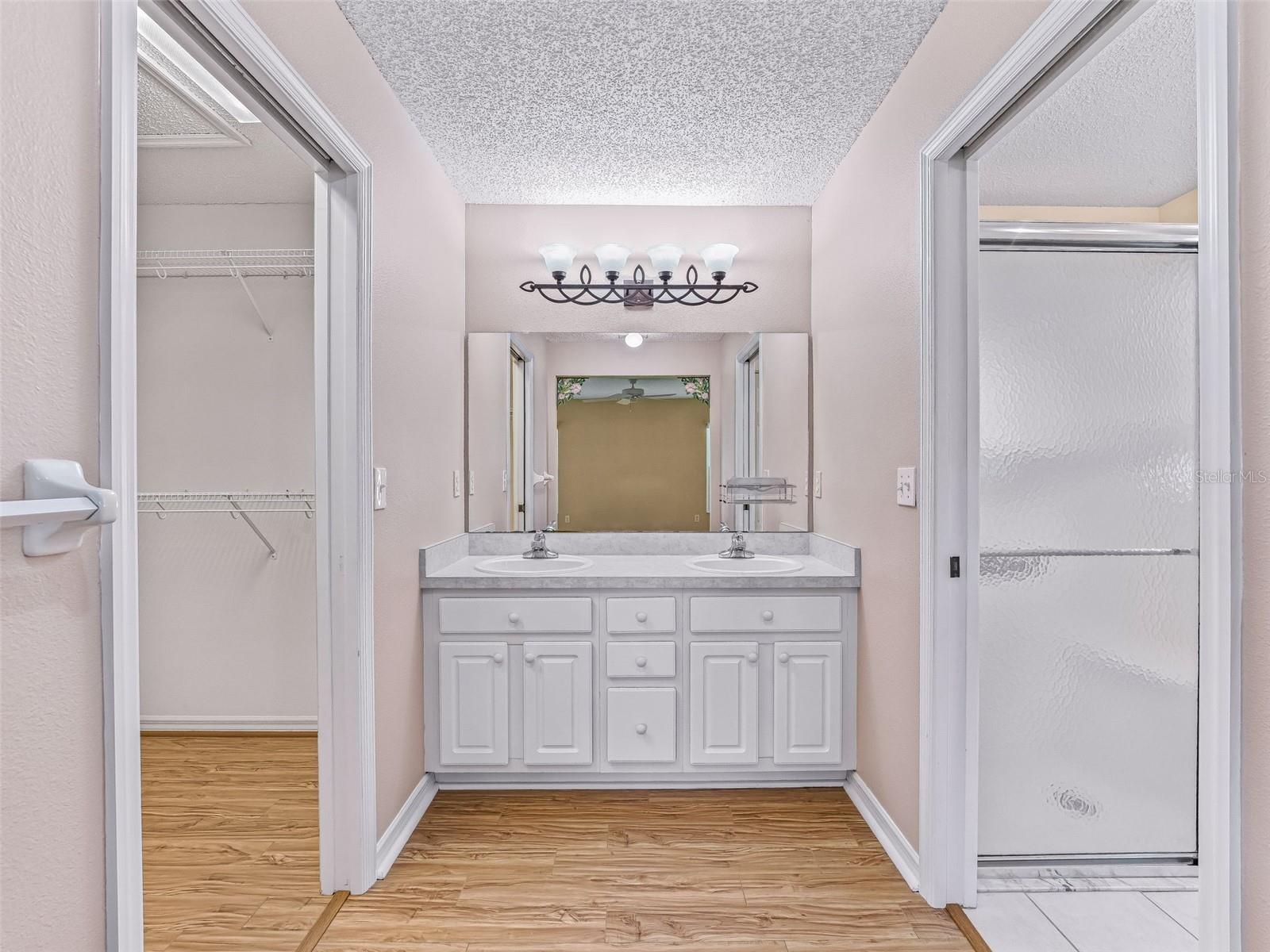 Image 18 of 30 For 721 Timbercrest Drive