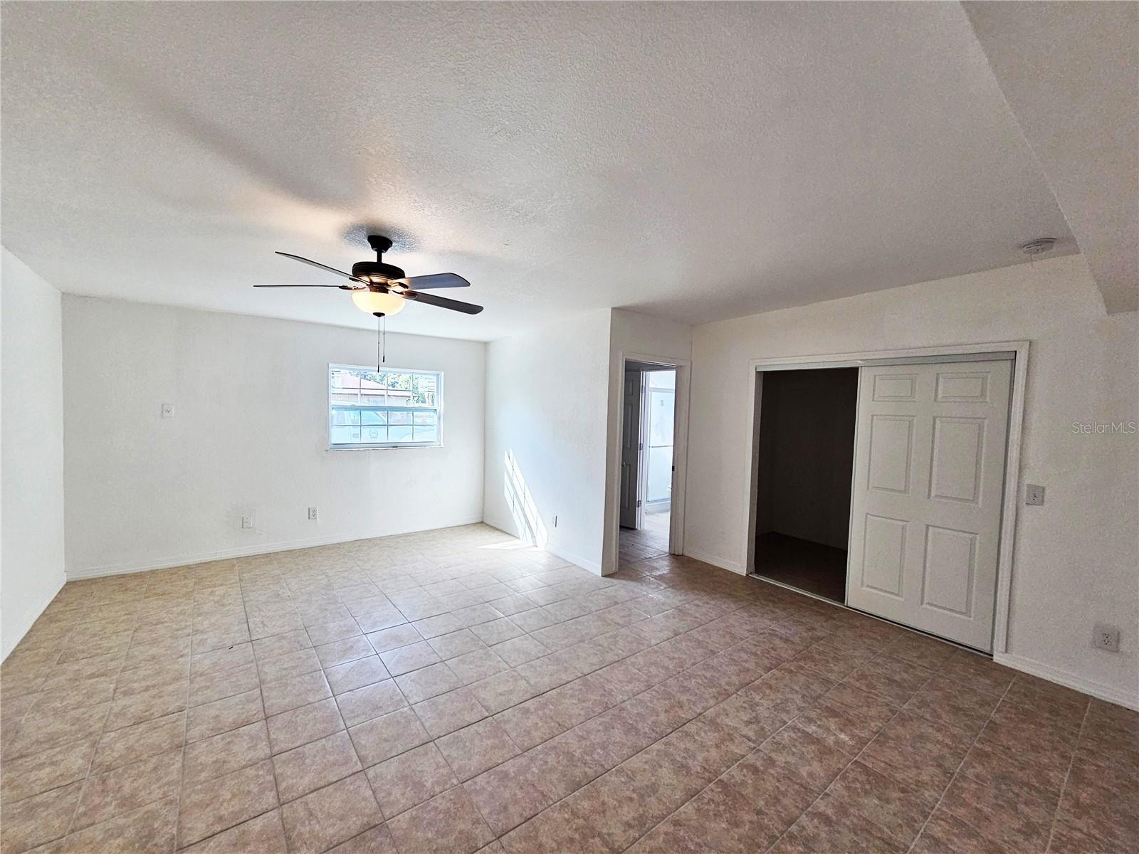 Image 9 of 20 For 301 Clark Street