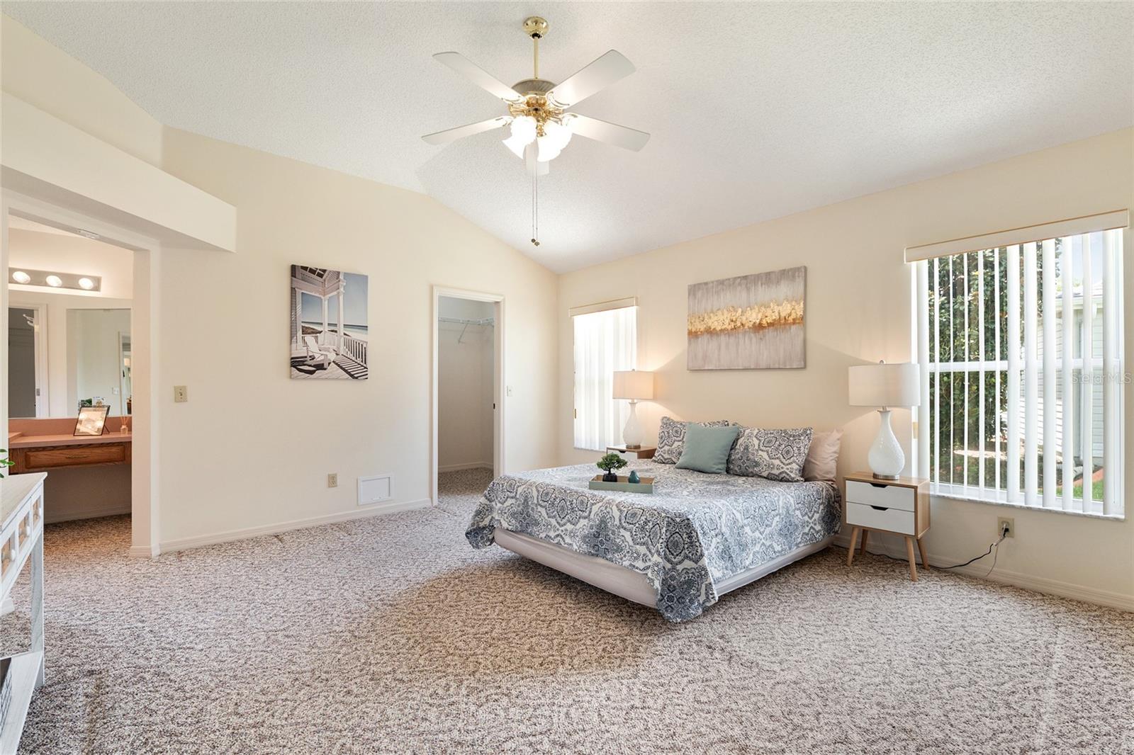 Image 31 of 76 For 702 Melendez Way