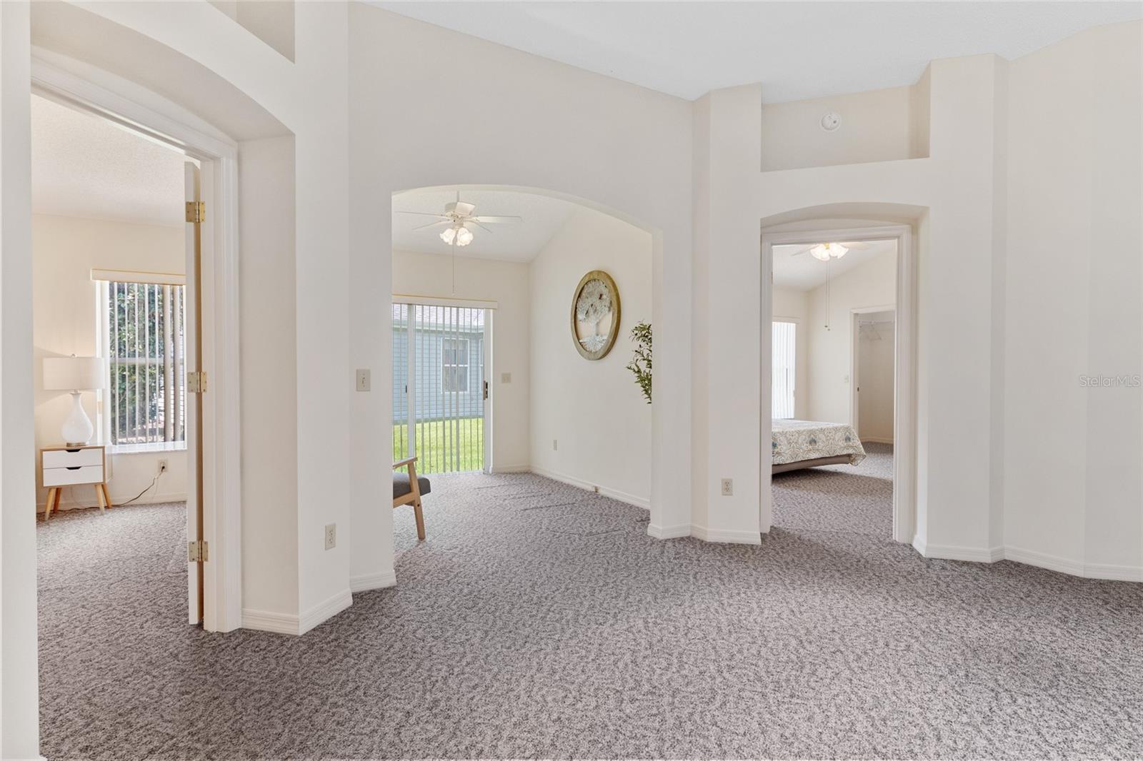 Image 39 of 76 For 702 Melendez Way