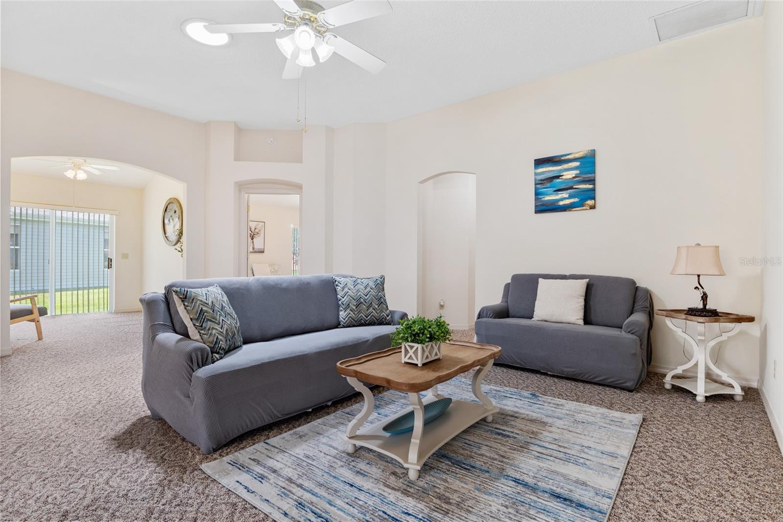 Image 42 of 76 For 702 Melendez Way
