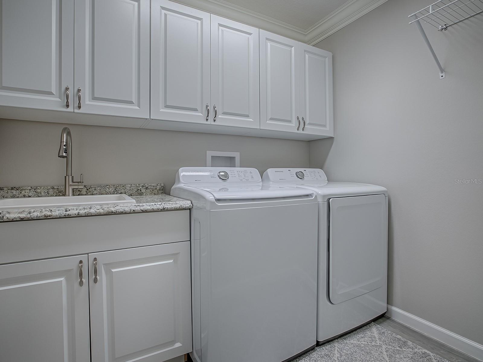 Image 21 of 63 For 5708 Grimes Court