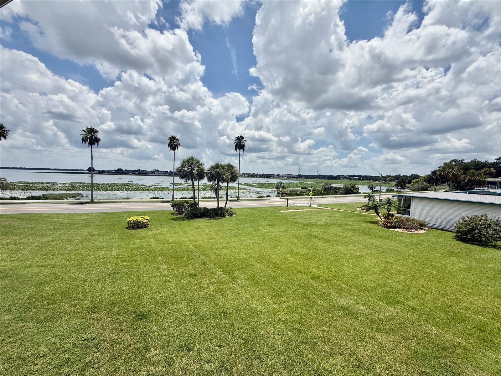 Image 18 of 22 For 1600 Lake Parker Drive A23