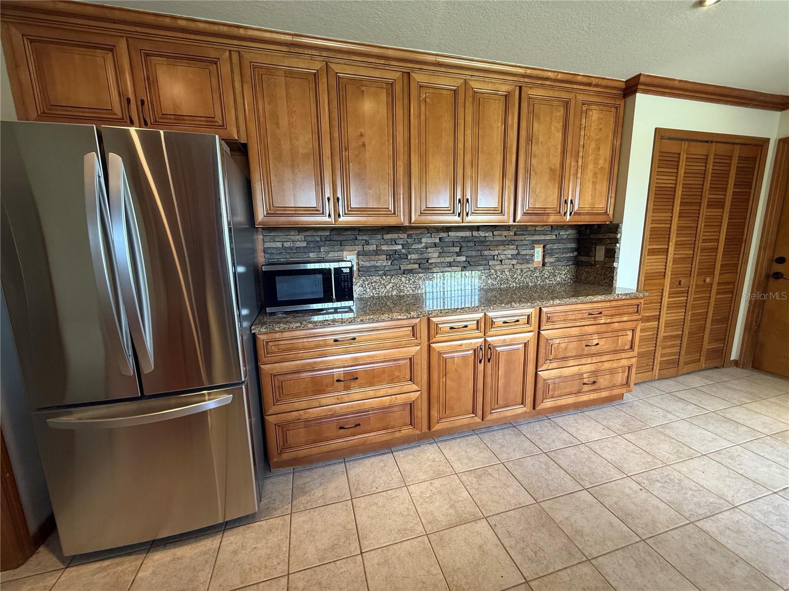 Image 3 of 22 For 10710 43rd Avenue