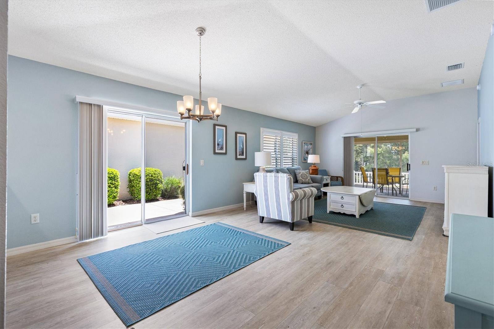 Image 11 of 39 For 16615 85th Langham Court