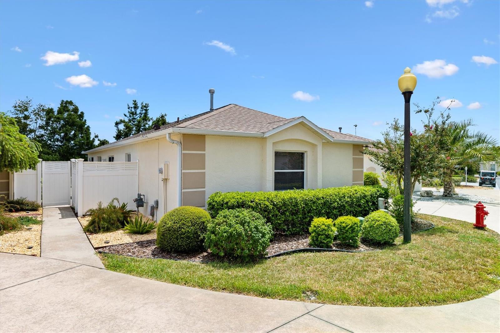 Image 2 of 39 For 16615 85th Langham Court