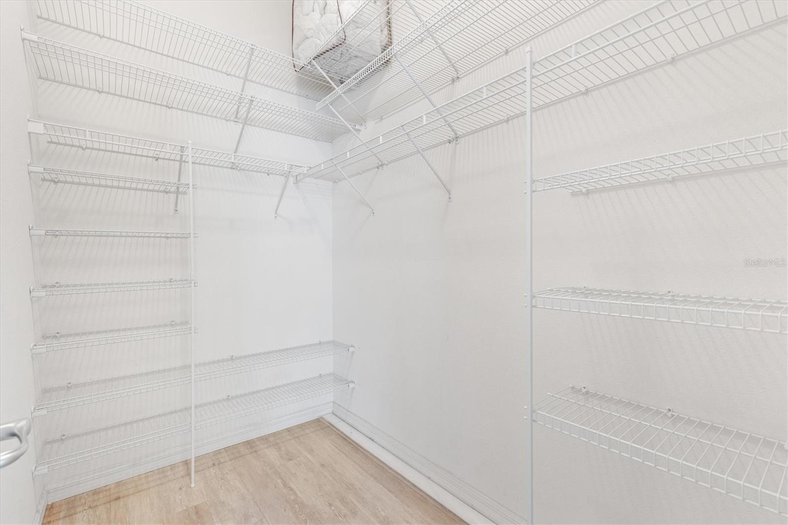 Image 20 of 39 For 16615 85th Langham Court