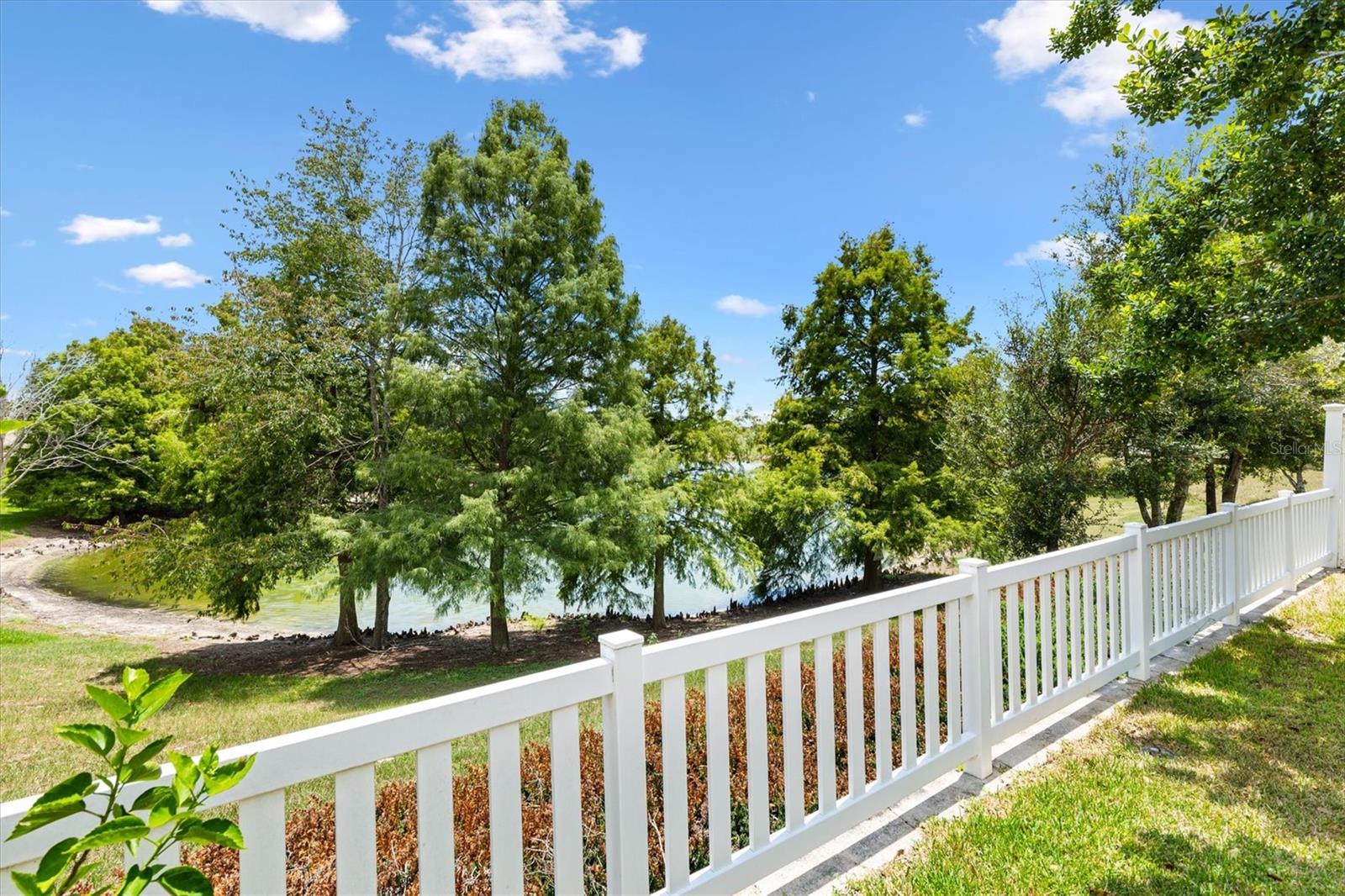 Image 5 of 39 For 16615 85th Langham Court