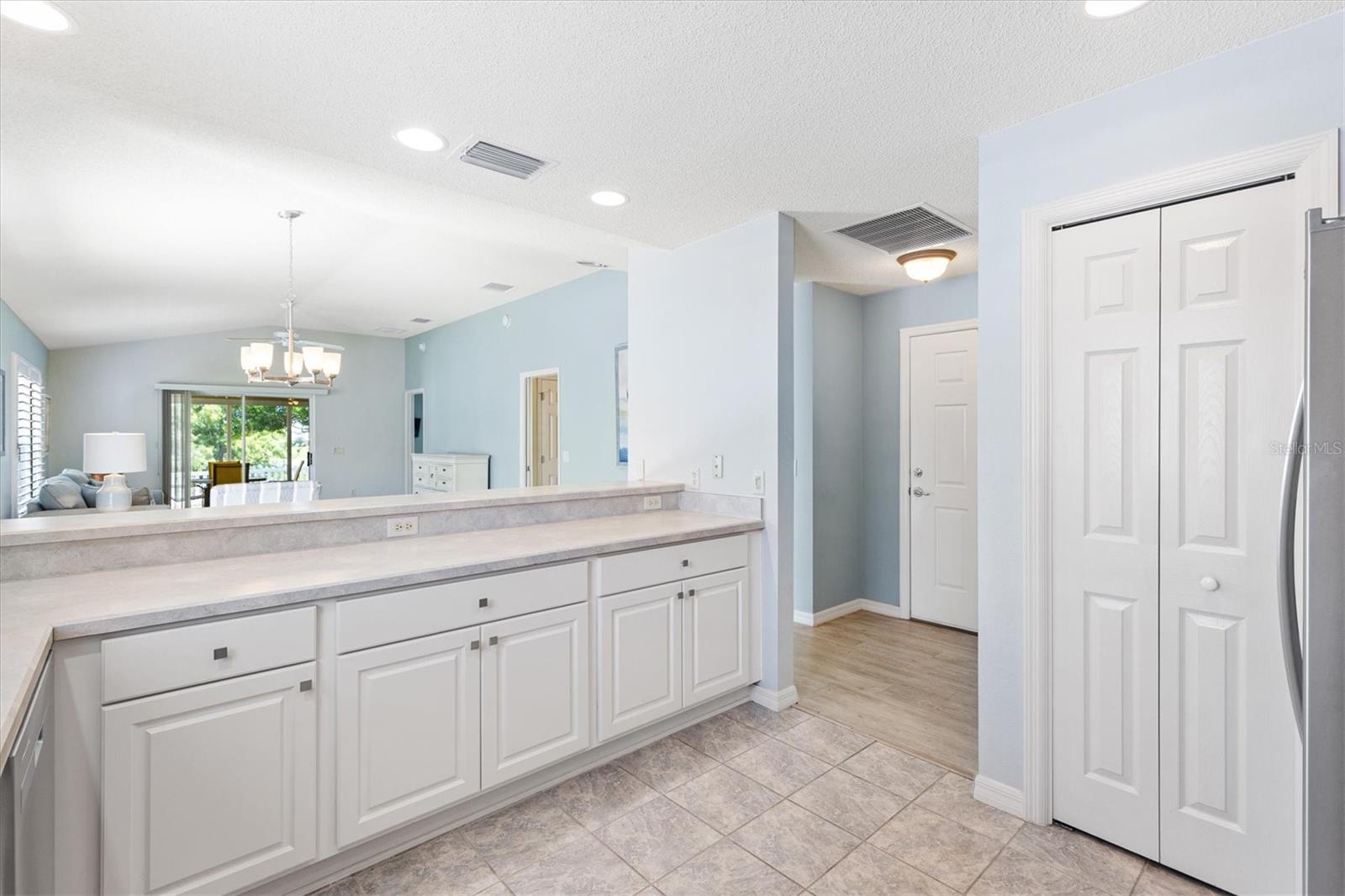 Image 7 of 39 For 16615 85th Langham Court