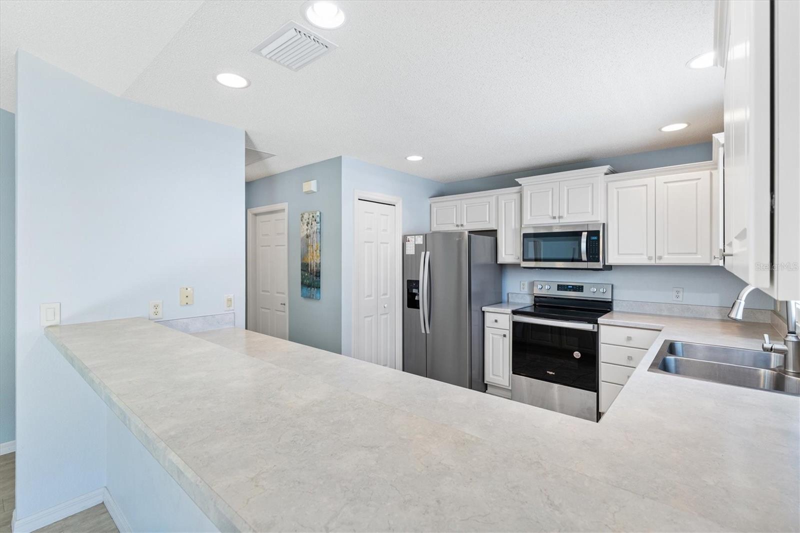 Image 9 of 39 For 16615 85th Langham Court