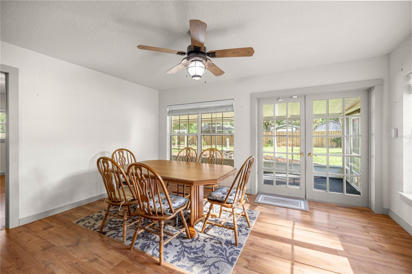 Image 10 of 41 For 9415 Green Bay Lane