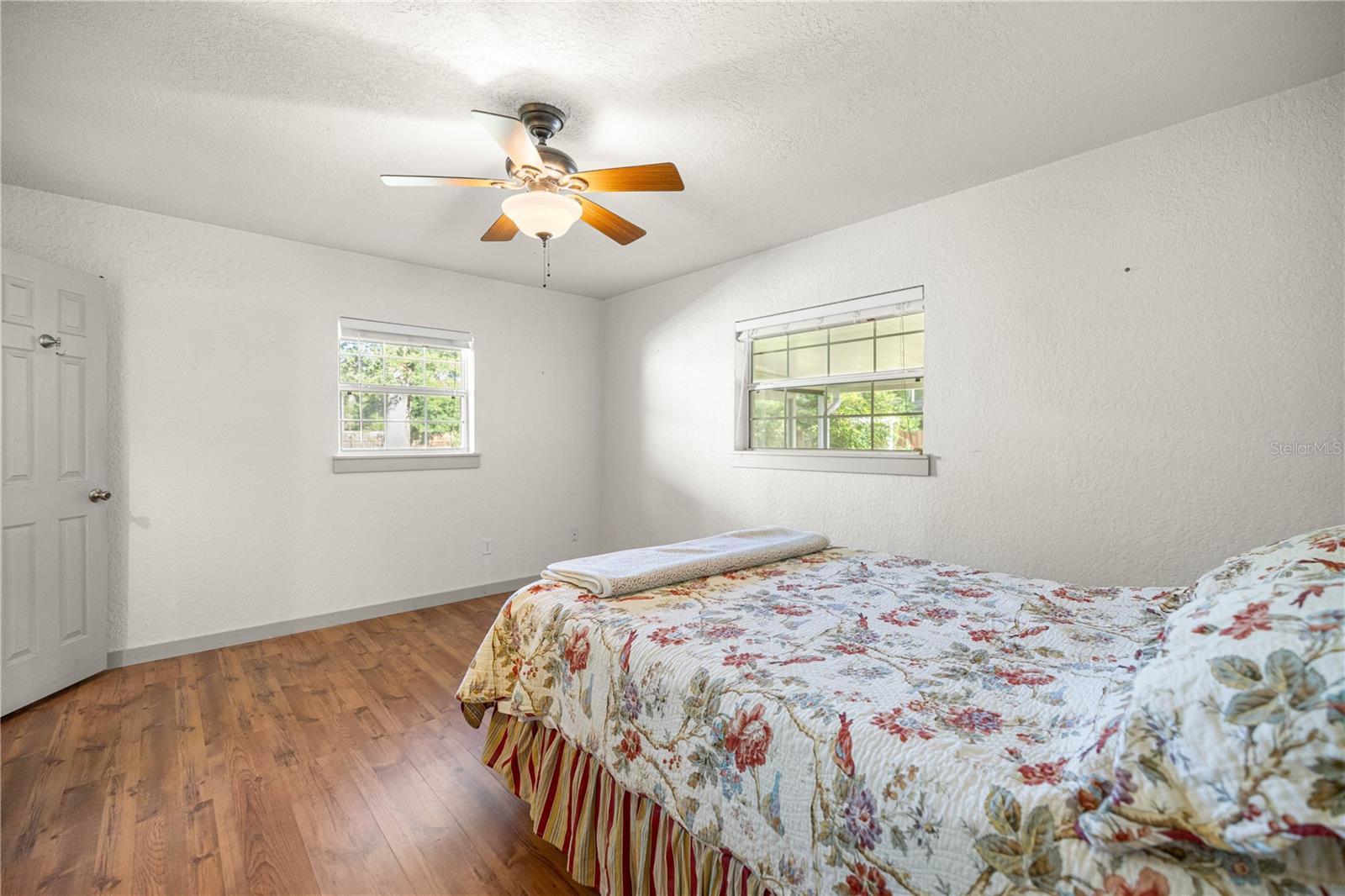 Image 12 of 41 For 9415 Green Bay Lane