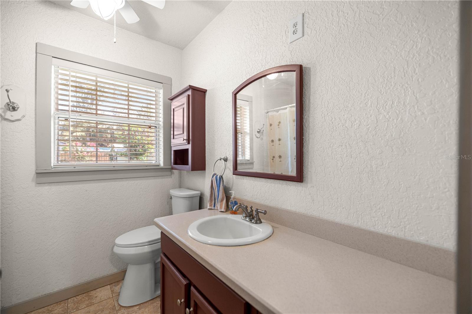 Image 19 of 41 For 9415 Green Bay Lane