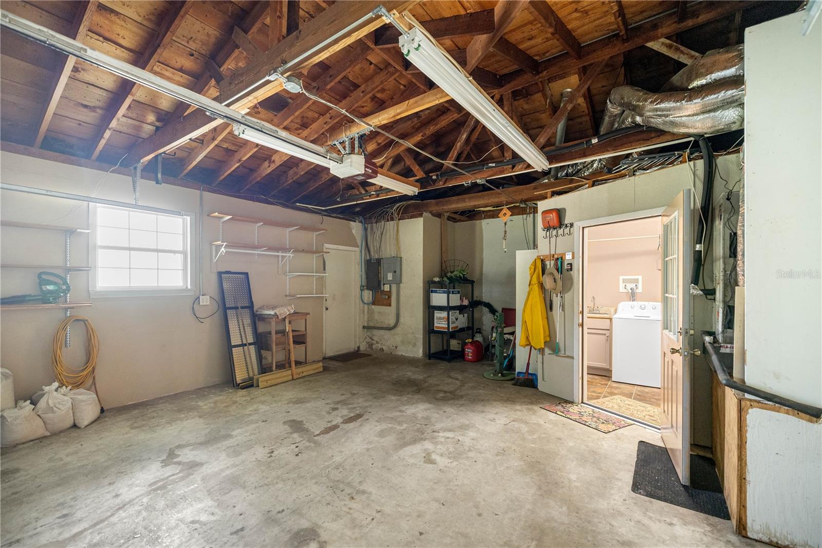 Image 22 of 41 For 9415 Green Bay Lane