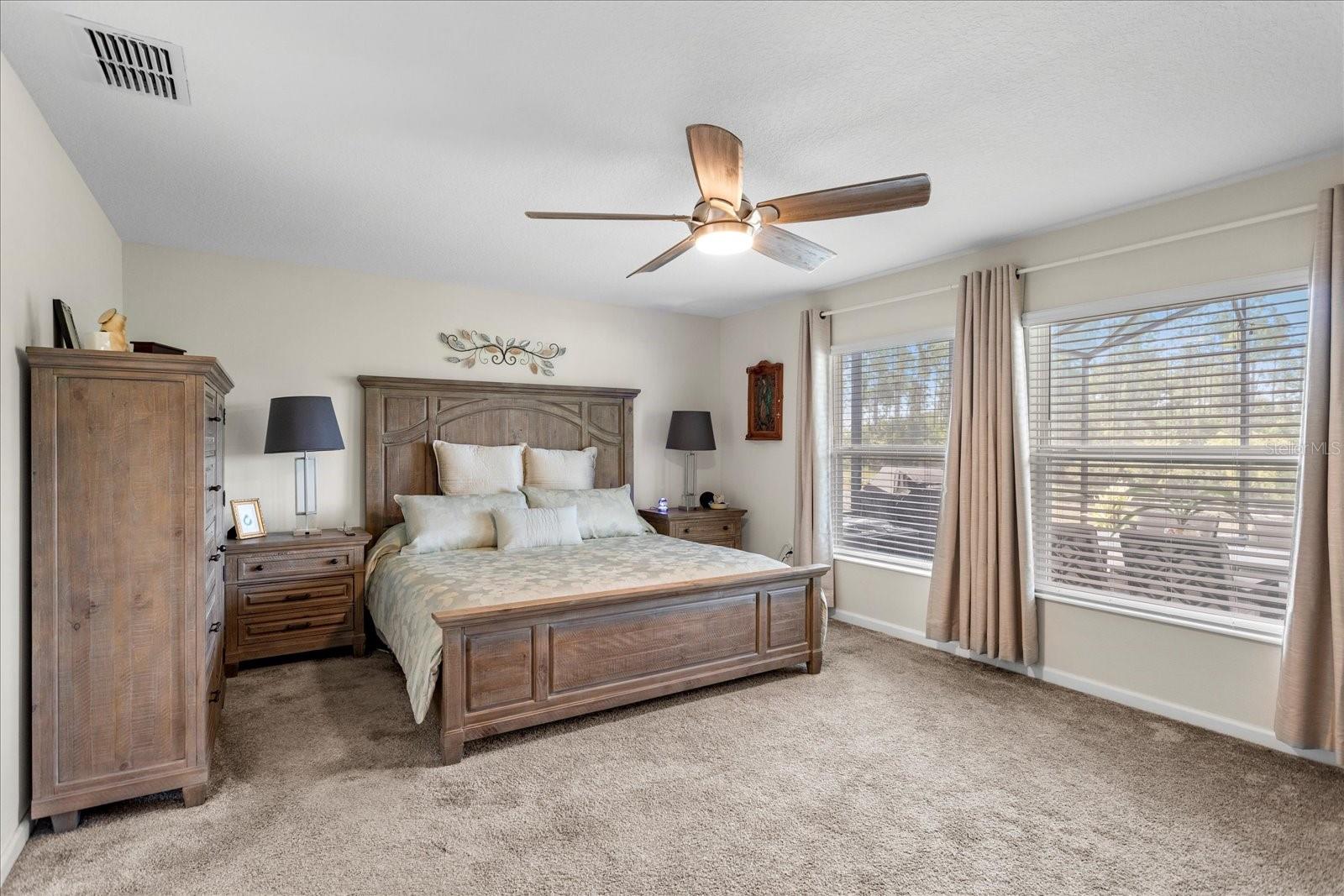 Image 16 of 43 For 71 White Horse Way