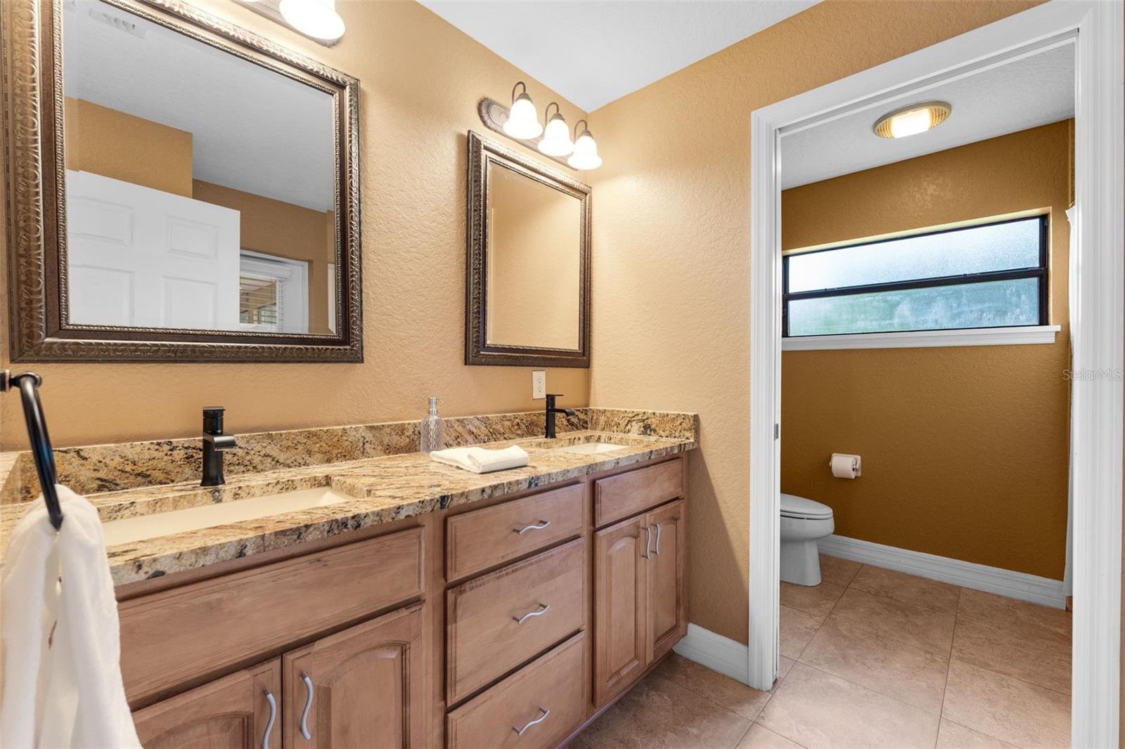 Image 23 of 60 For 12127 Cypress Landing Avenue