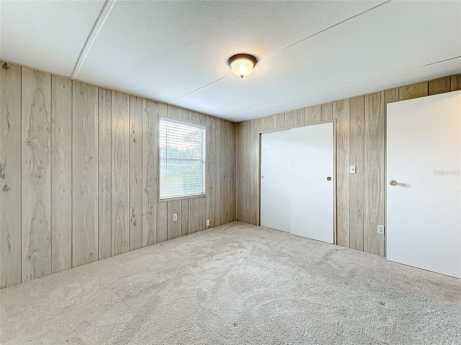 Image 19 of 48 For 1237 Elkhart Circle