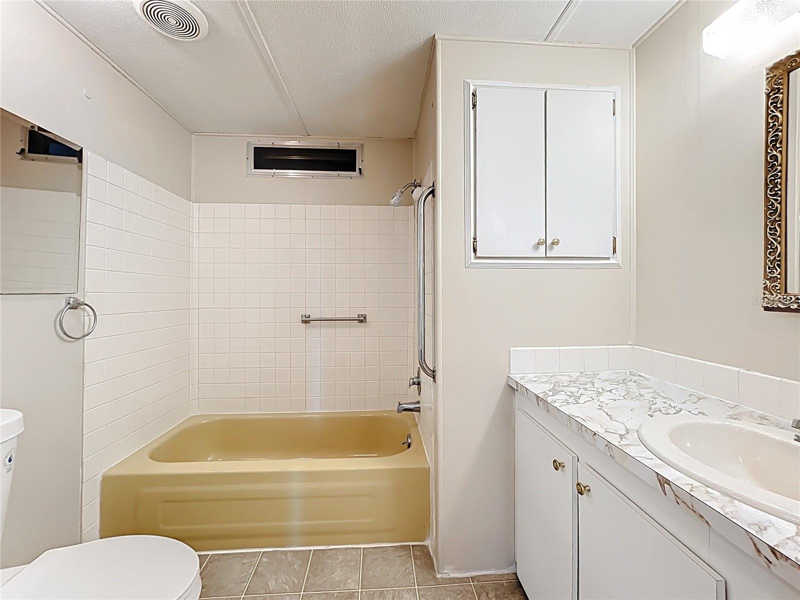 Image 21 of 48 For 1237 Elkhart Circle