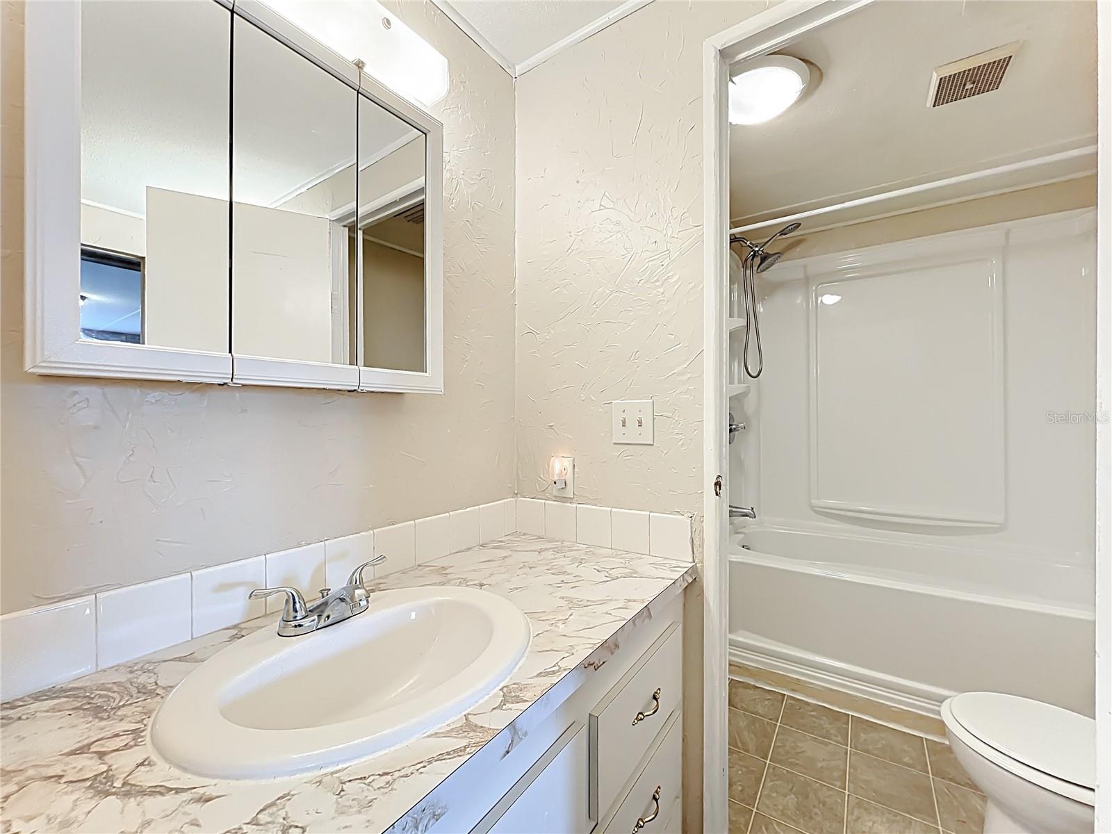 Image 31 of 48 For 1237 Elkhart Circle