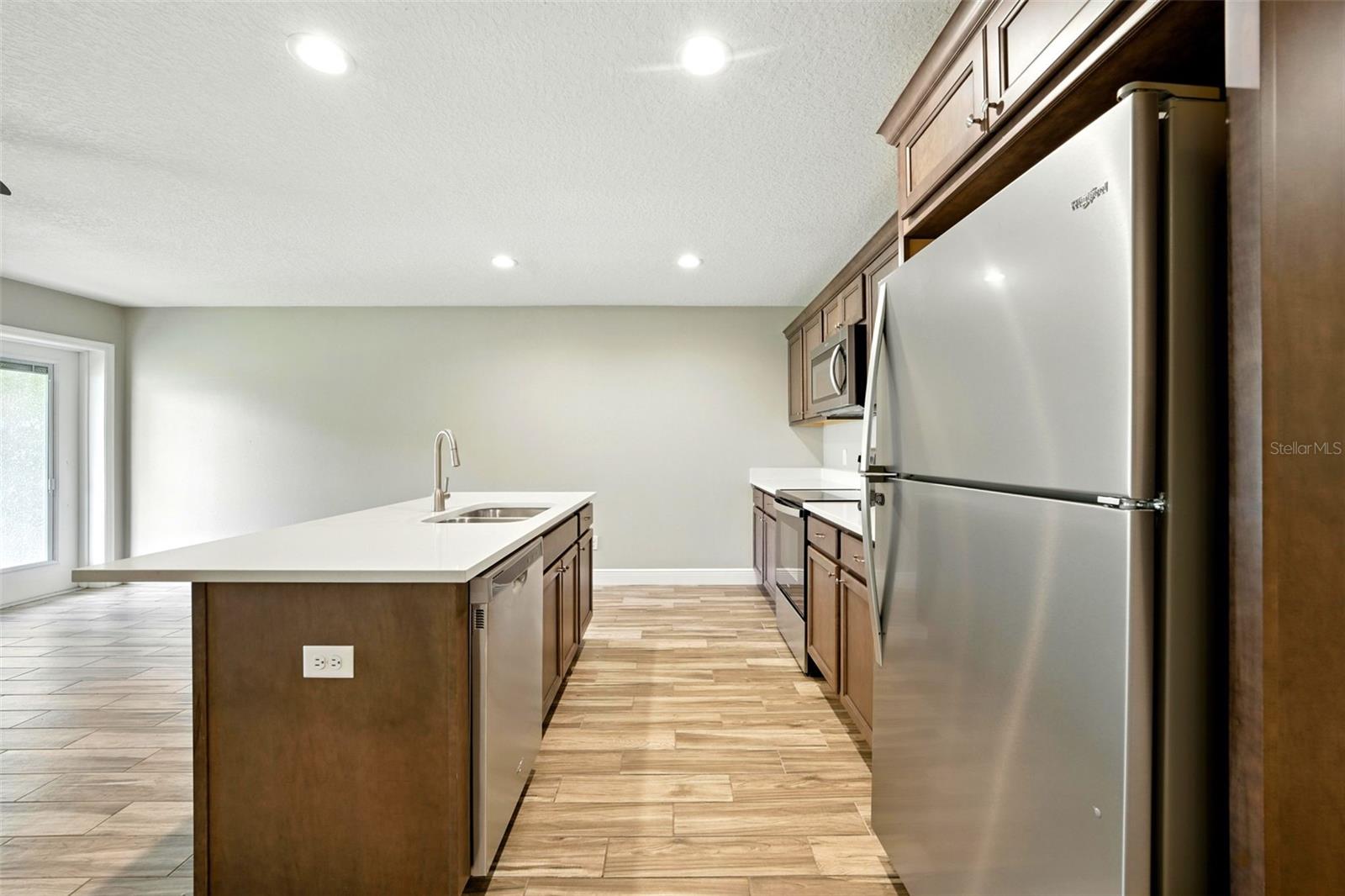 Image 20 of 36 For 446 Fahnstock Street