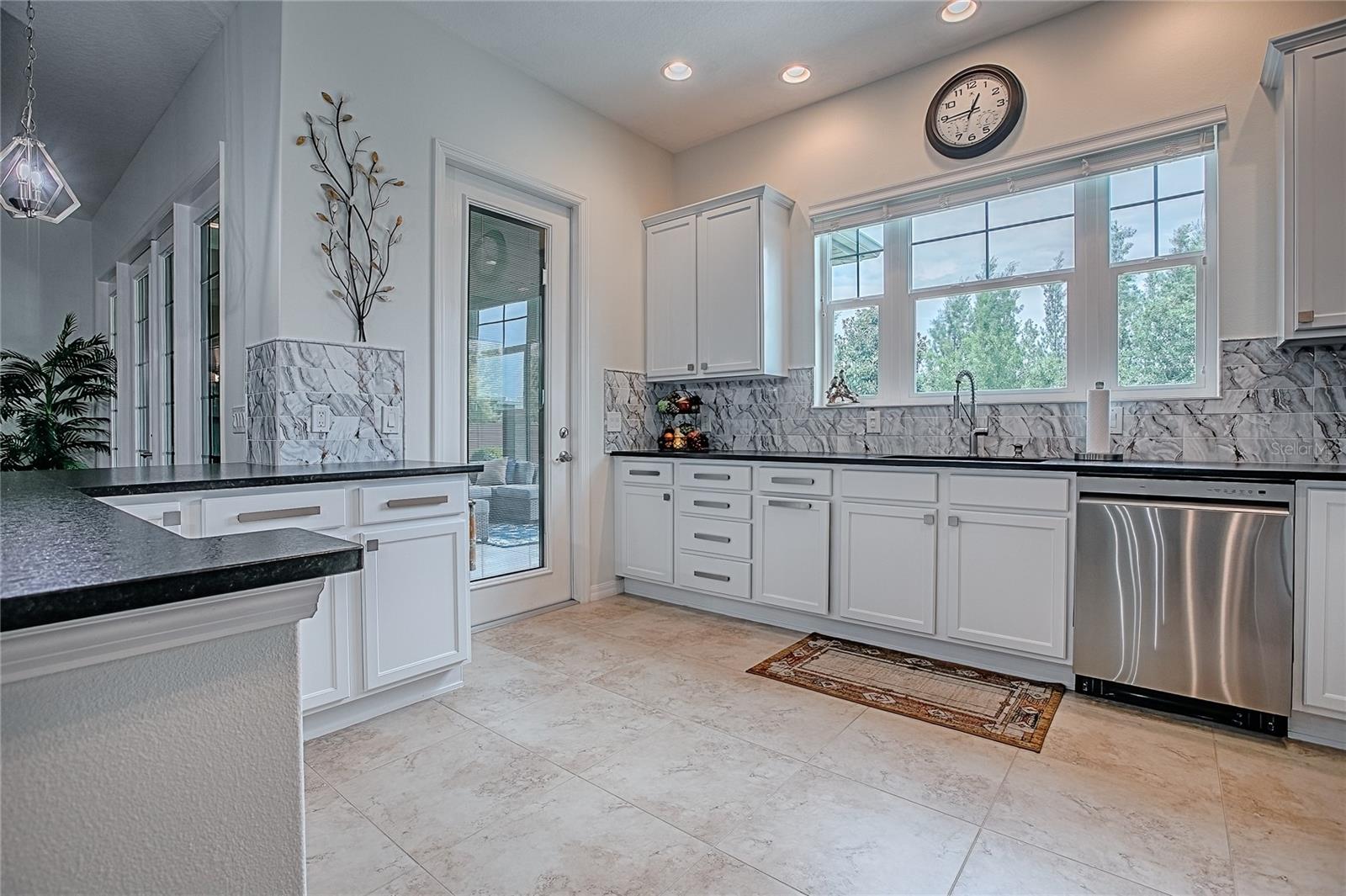 Image 10 of 42 For 11106 Lammer Lane