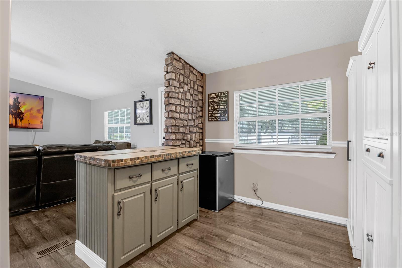 Image 17 of 38 For 14438 Cr 561a