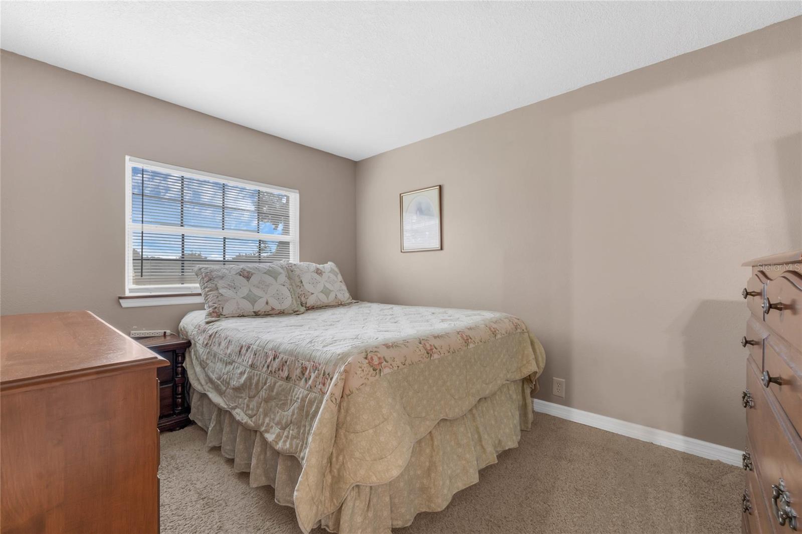 Image 23 of 38 For 14438 Cr 561a