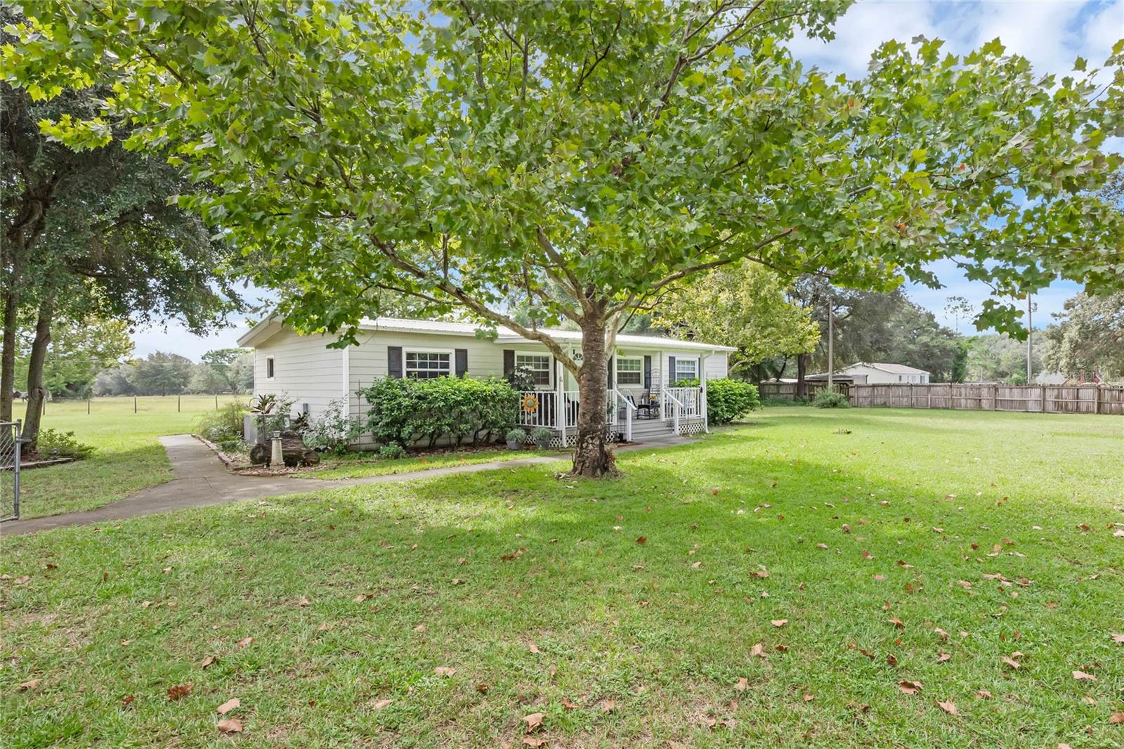 Image 5 of 38 For 14438 Cr 561a