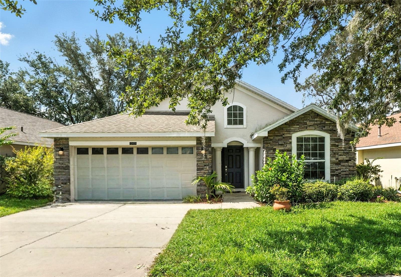 Details for 10408 Stonepark Drive, LEESBURG, FL 34788