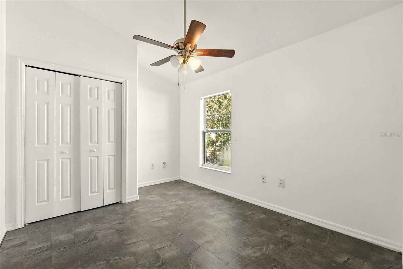 Image 25 of 34 For 10408 Stonepark Drive