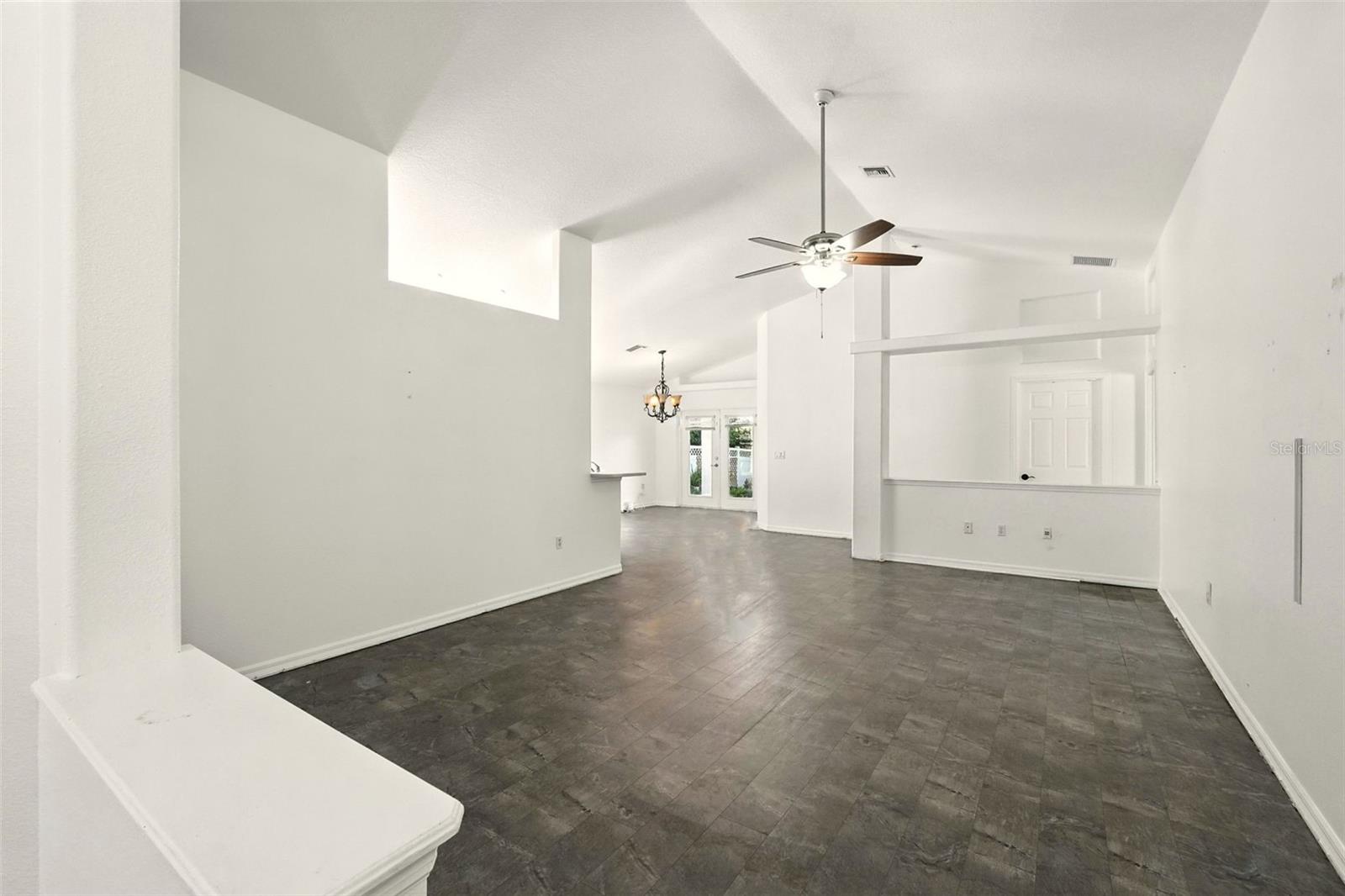 Image 6 of 34 For 10408 Stonepark Drive