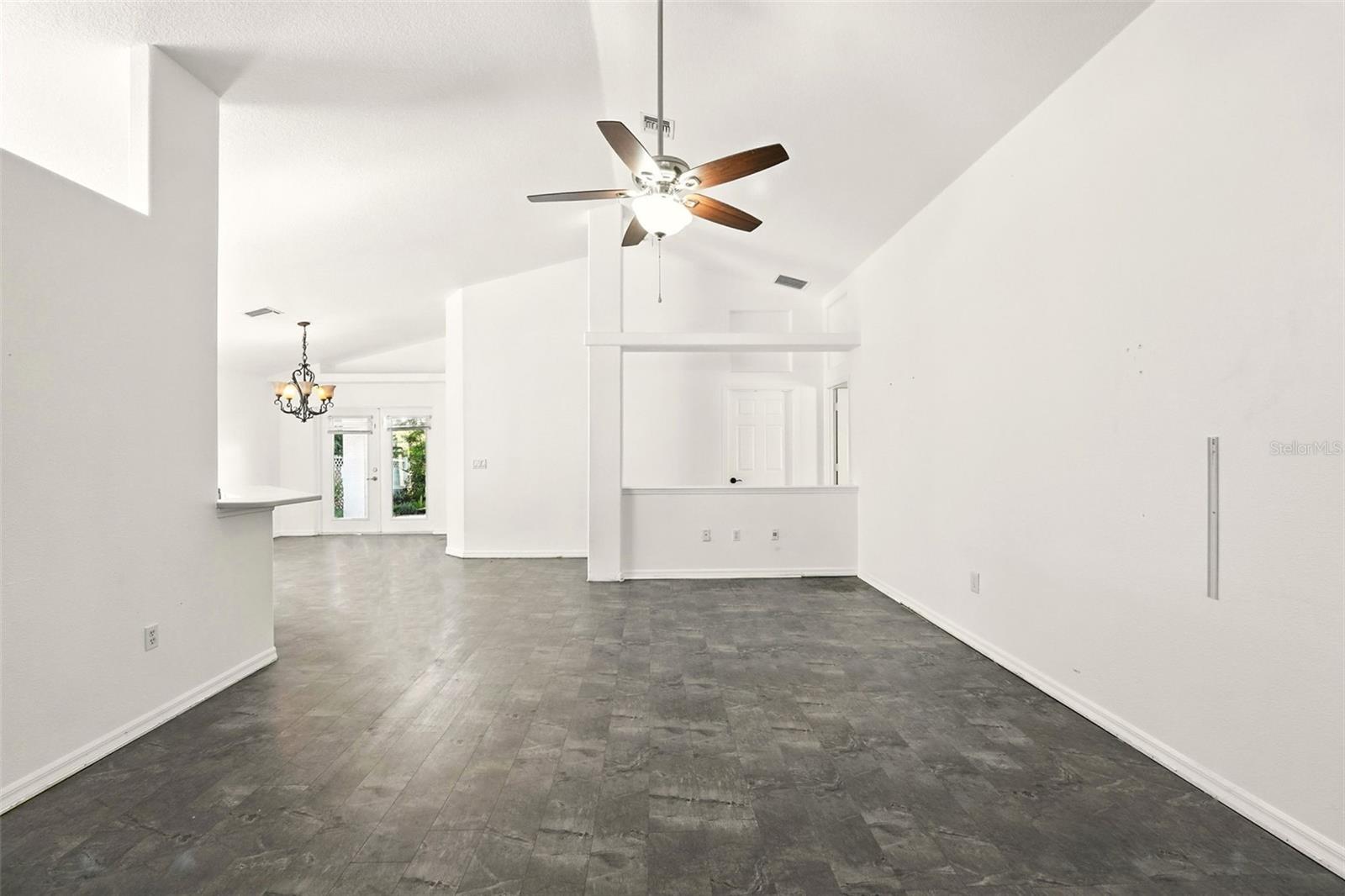 Image 7 of 34 For 10408 Stonepark Drive