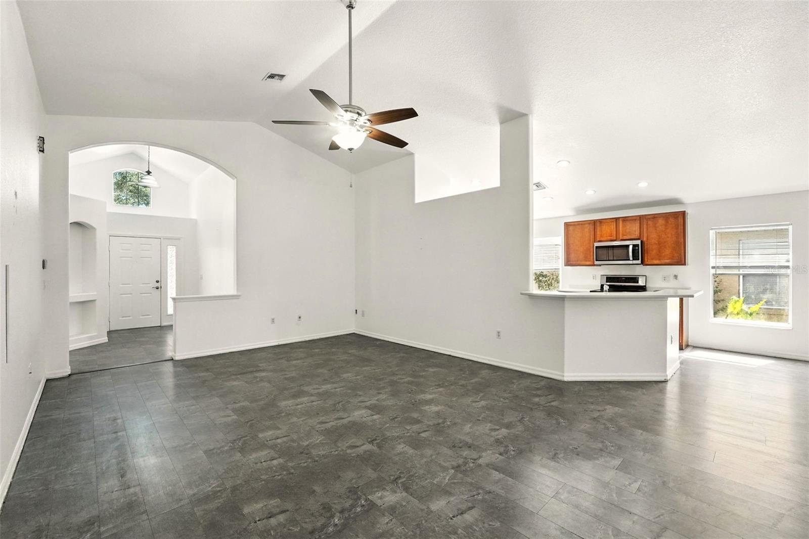 Image 9 of 34 For 10408 Stonepark Drive