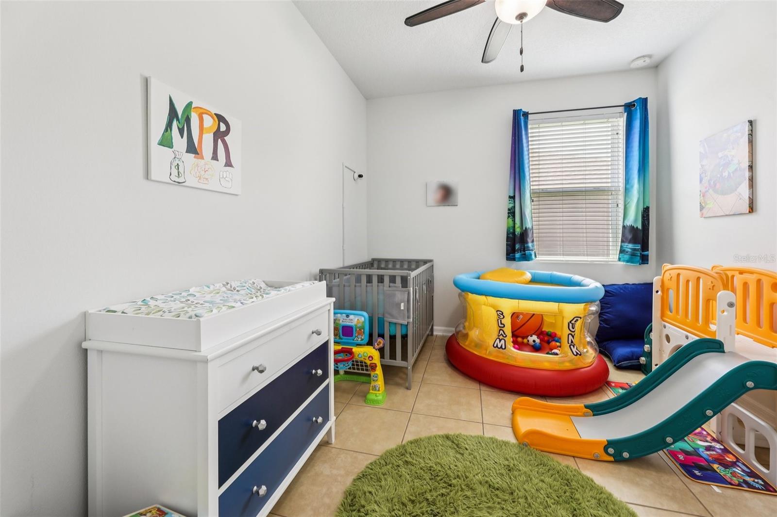 Image 17 of 48 For 3207 Zander Drive