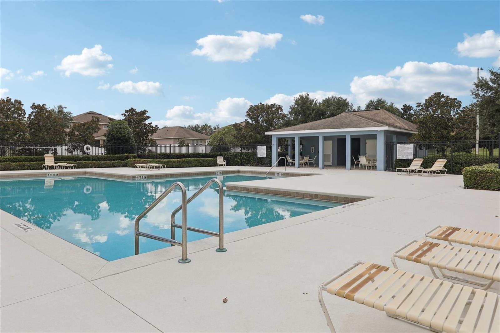 Image 42 of 48 For 3207 Zander Drive