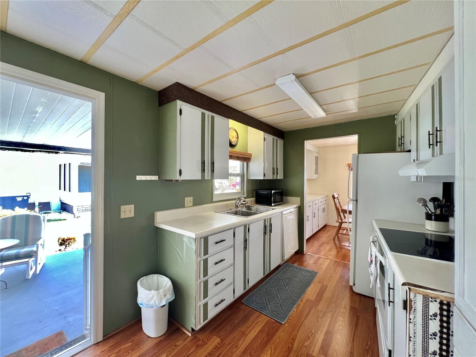 Image 14 of 62 For 203 Aspen Circle