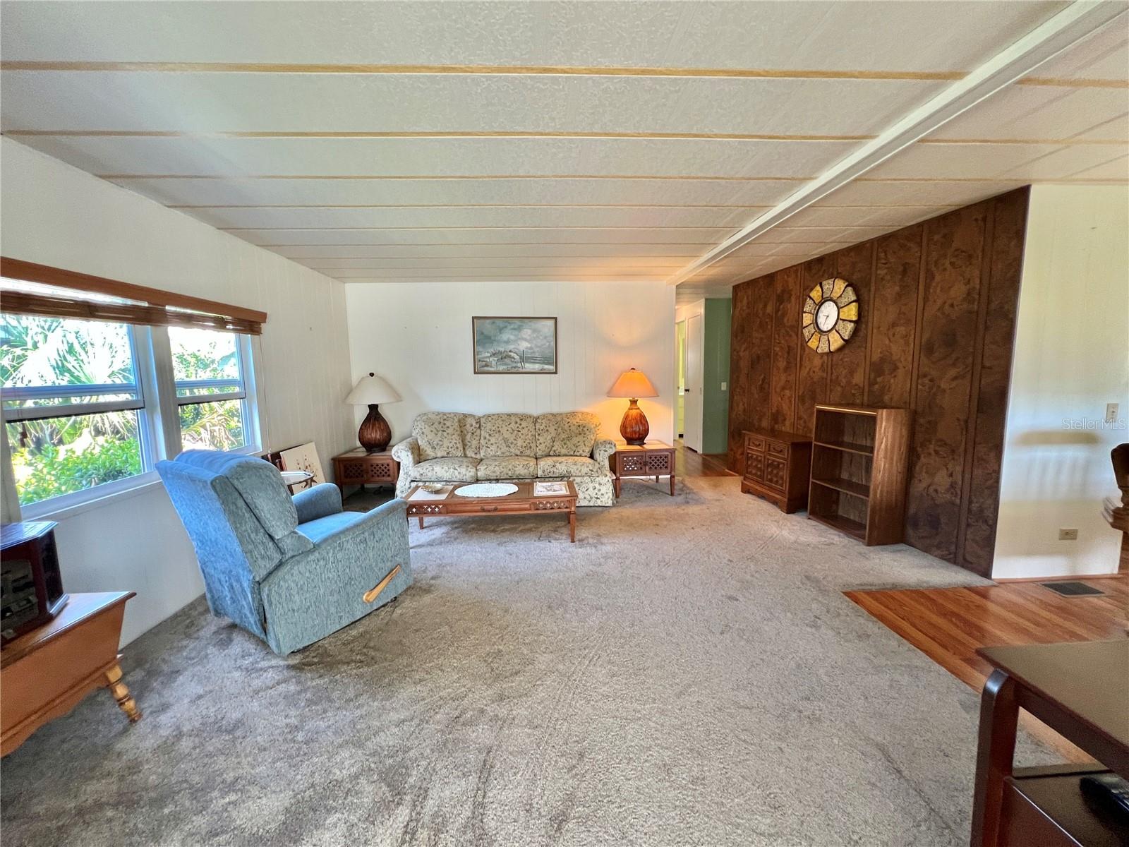 Image 24 of 62 For 203 Aspen Circle