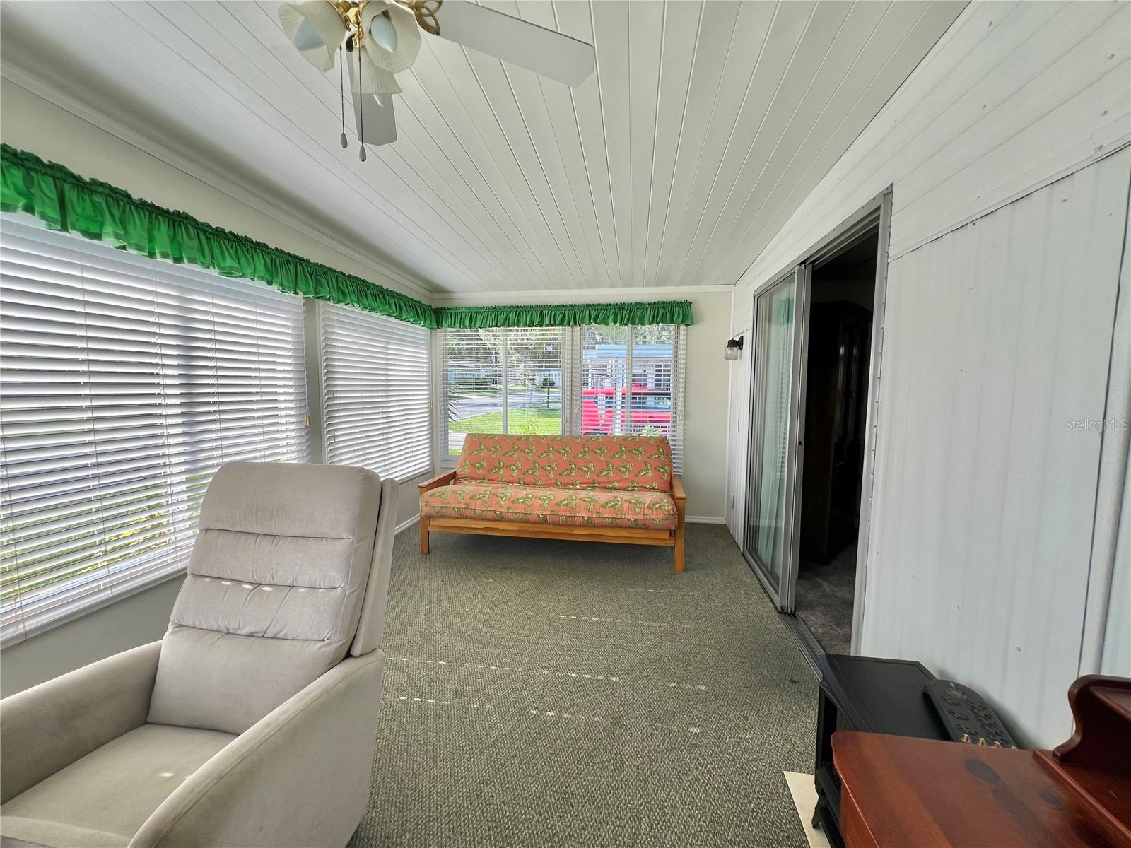 Image 34 of 62 For 203 Aspen Circle