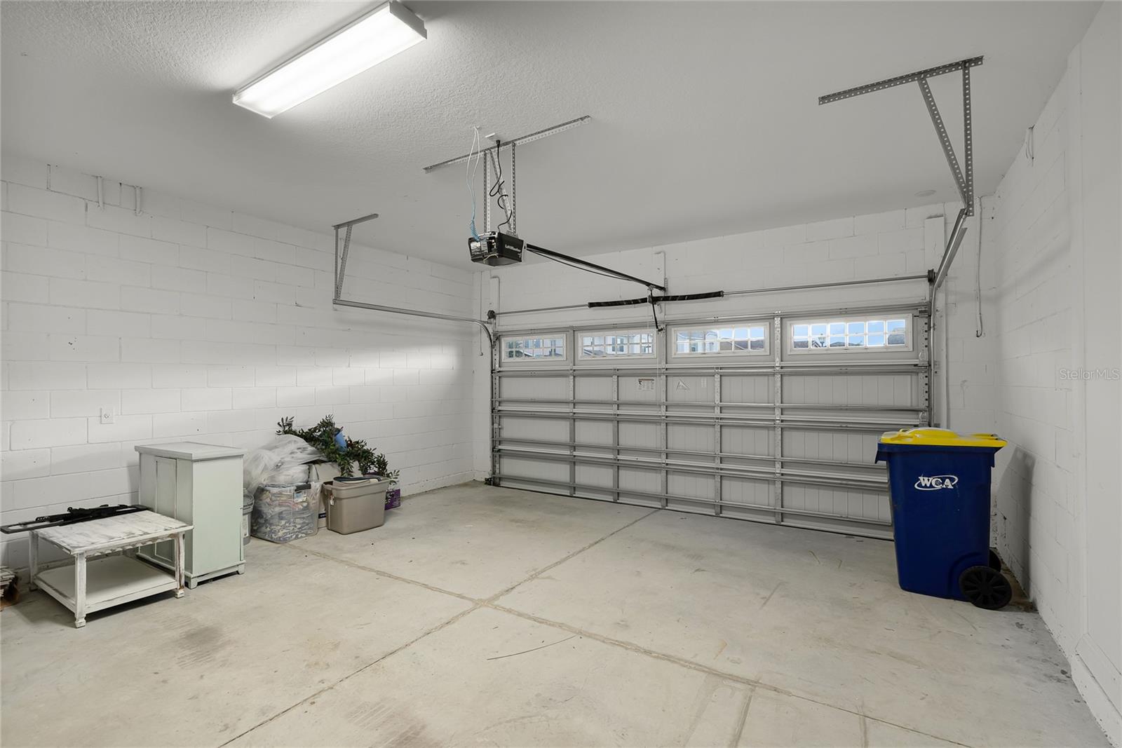 Image 28 of 35 For 2062 Redbay Avenue