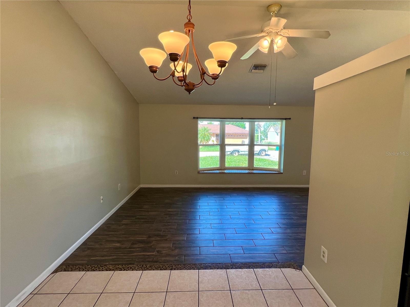 Image 12 of 21 For 117 Ridgecrest Drive