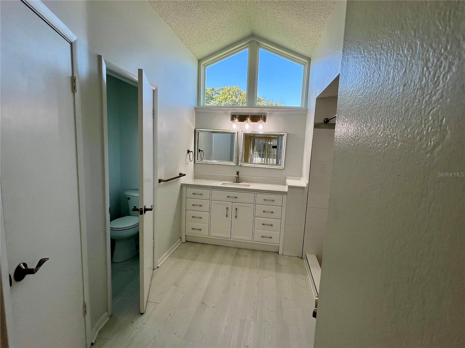 Image 15 of 21 For 117 Ridgecrest Drive