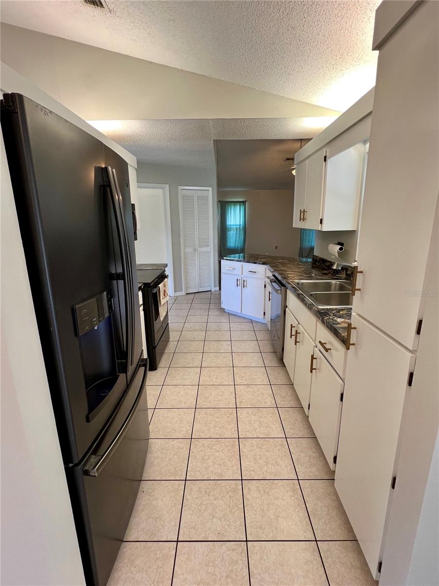 Image 4 of 21 For 117 Ridgecrest Drive