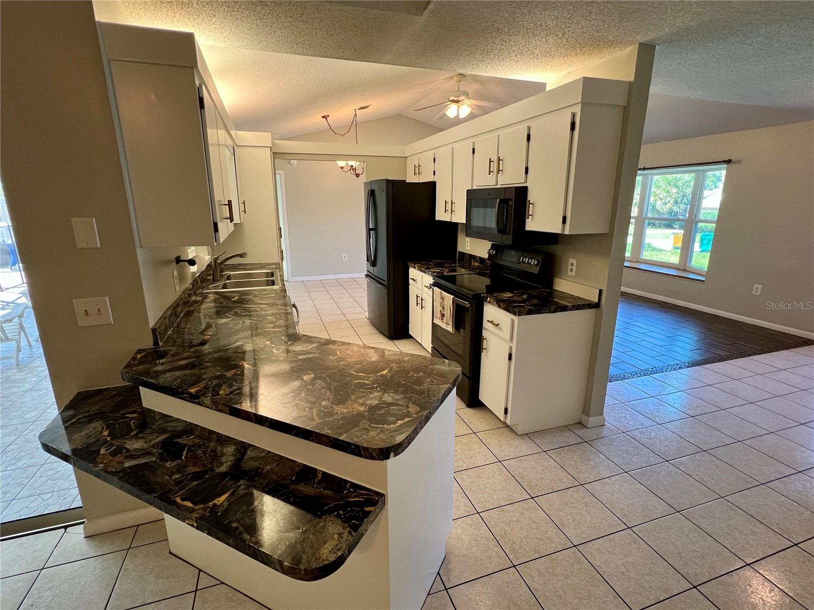 Image 5 of 21 For 117 Ridgecrest Drive